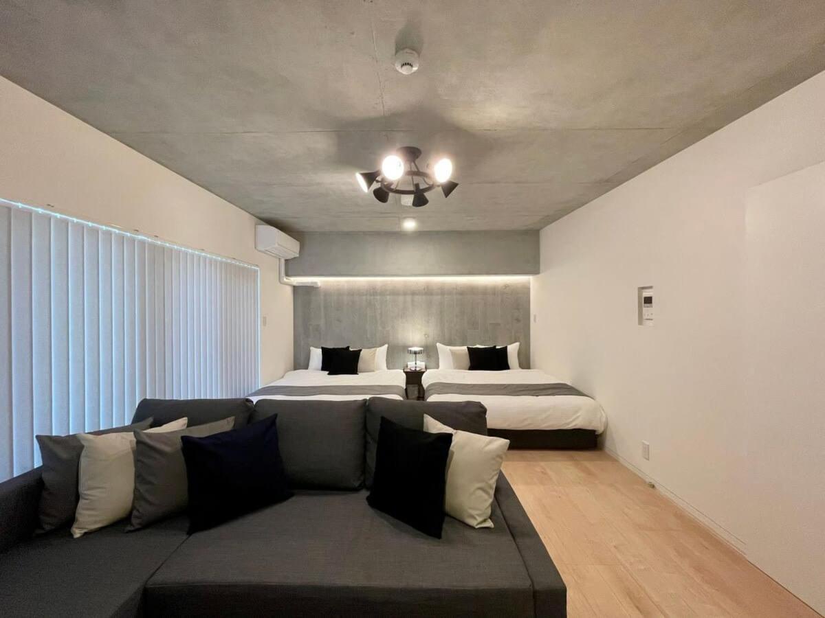 הירושימה Bhotel Nekoyard - Scenic Penthouse Studio With Jacuzzi & Spacious Terrace מראה חיצוני תמונה
